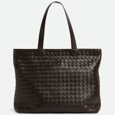 Bottega Veneta Large Zipped Tote in Fondant Intrecciato Calfskin